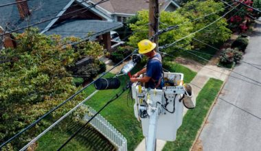 How to Become an Electrician in Florida