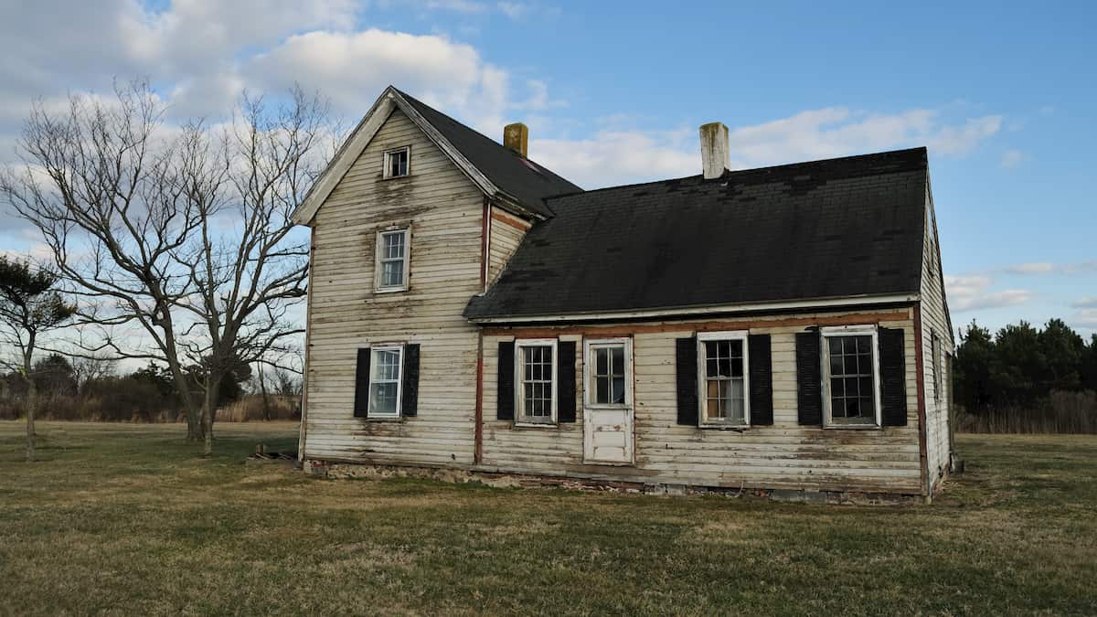 Selling a house in poor condition is both possibility and relief