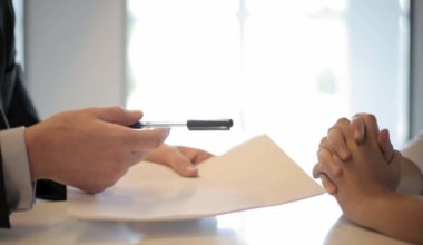 How much does a property manager make