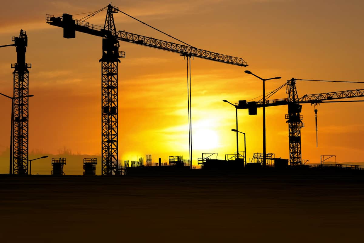 Heavy construction equipment