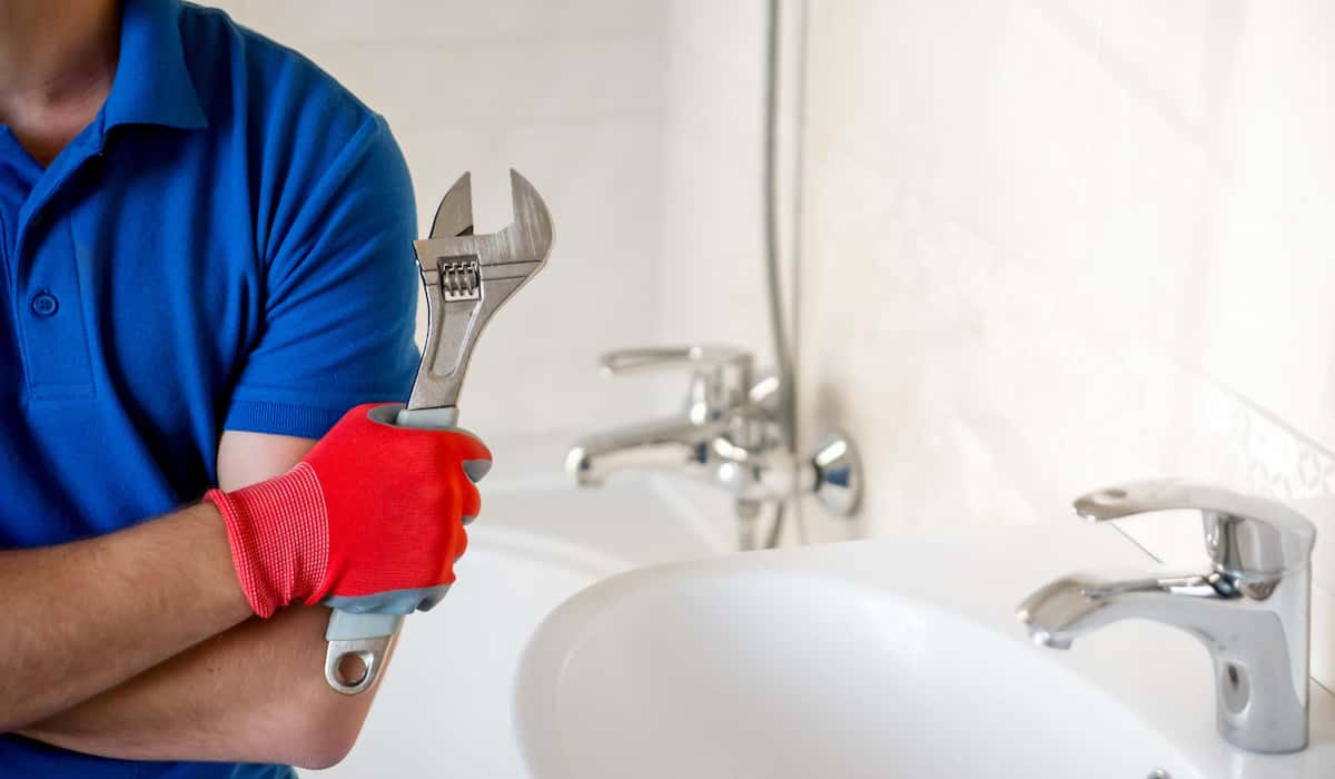 Home plumbing maintenance