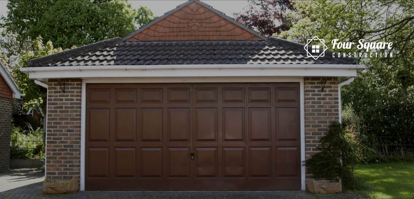 Detached garage