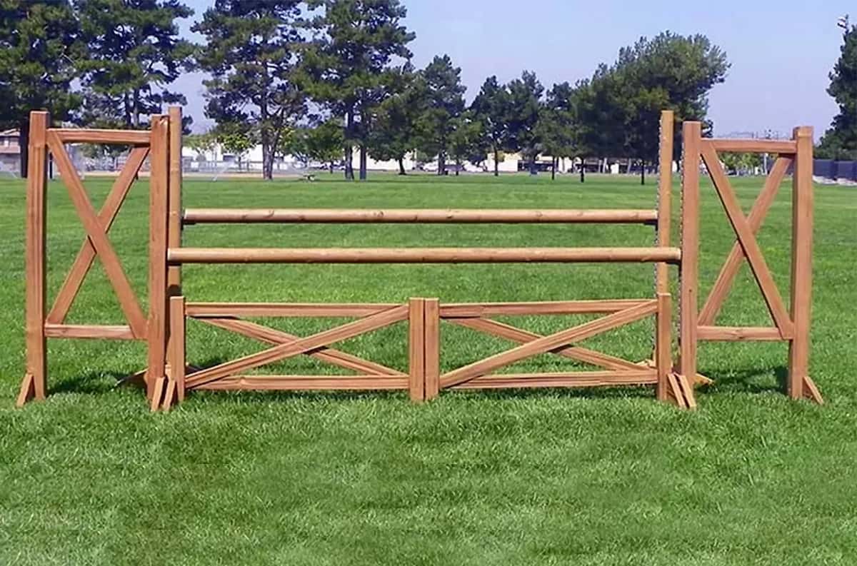 What is the cost of constructing a split rail fence gate