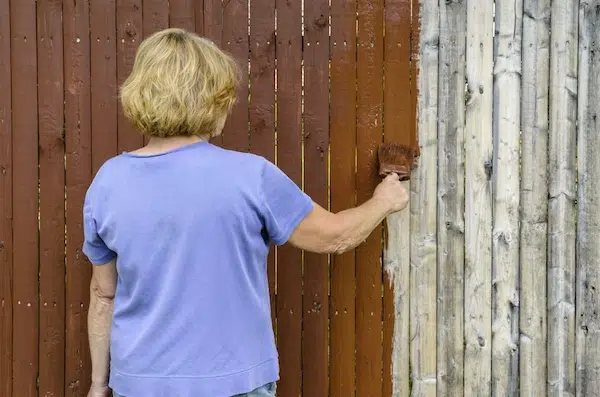Sealing A Wood Fence