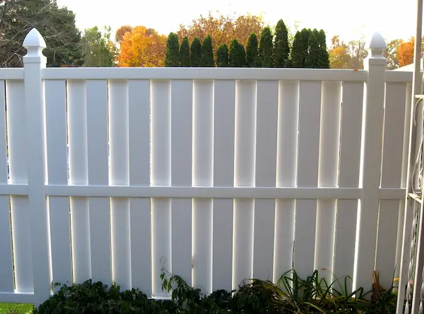 shadow box fence