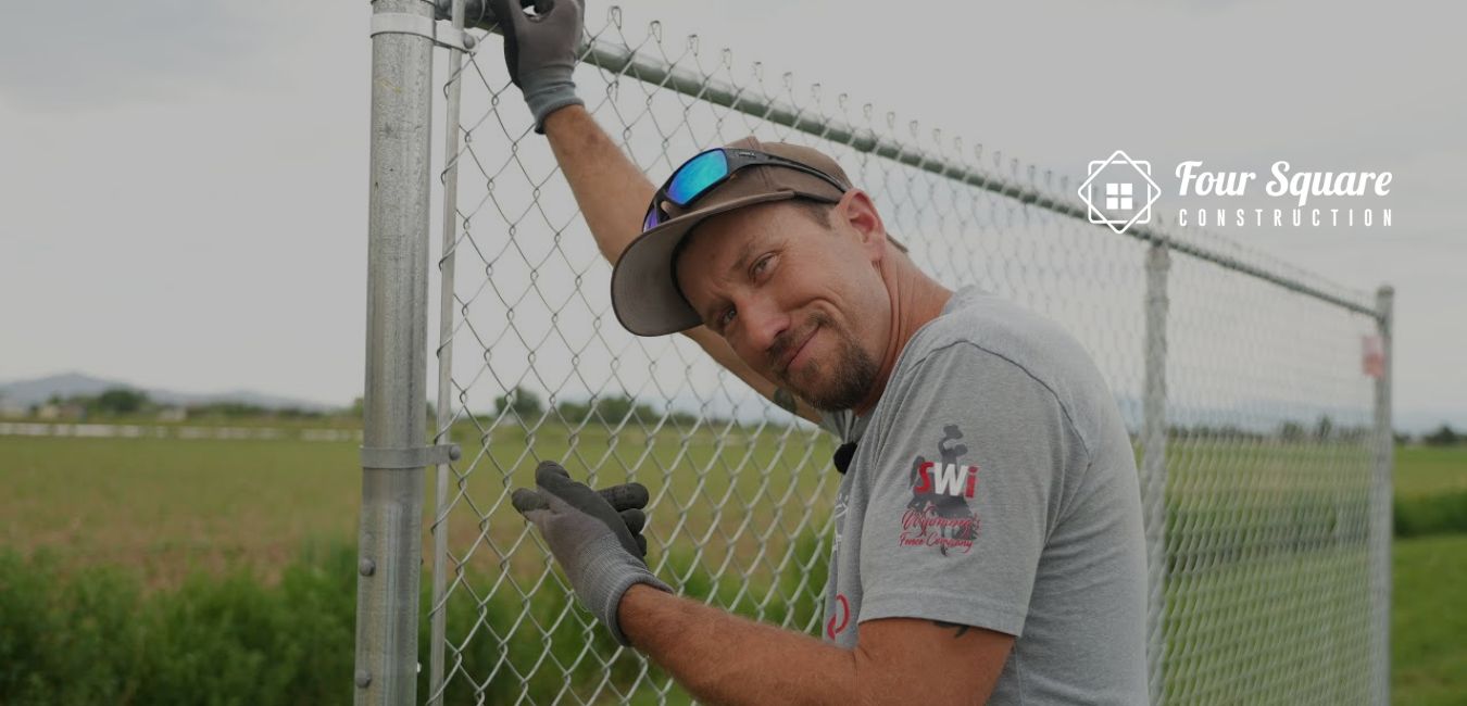 how to stretch chain link fence