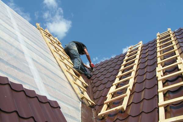 how to walk on clay roof tiles A Stable Ladder For Access