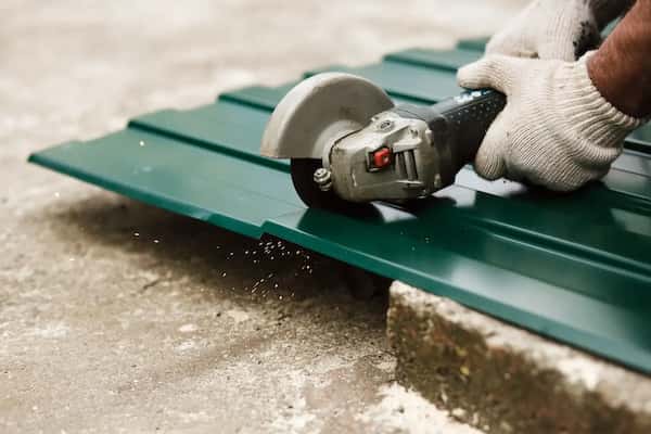 how to cut metal roofing panels