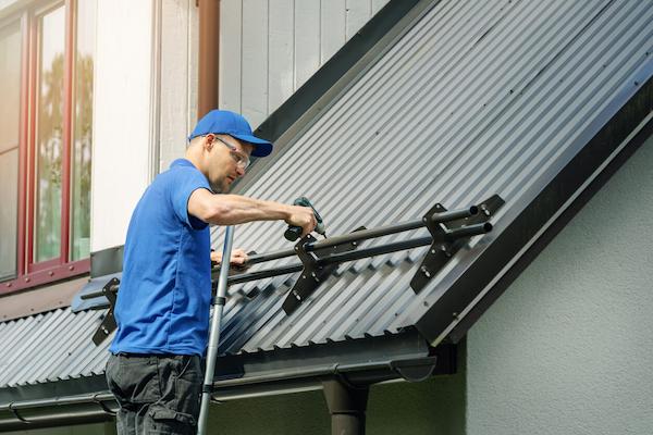 Metal roofs perform better
